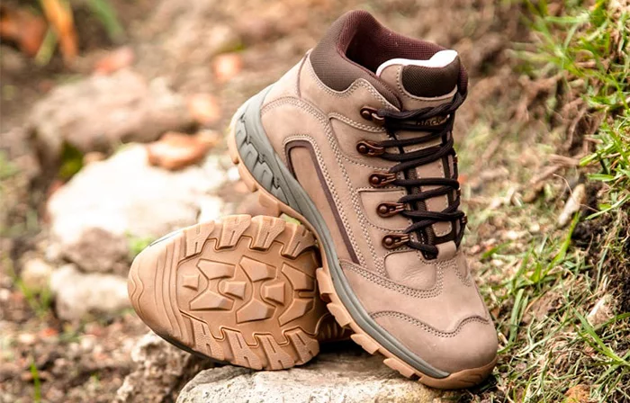 LÍNEA OUTDOOR MUJER