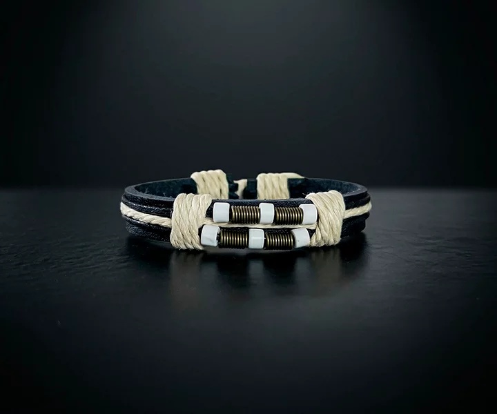 Manilla de hombre en cuero color blanco - 3141