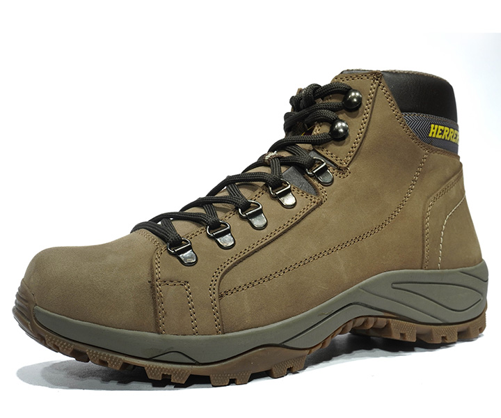 Bota Outdoor Scorpion color arena para hombre - 2705