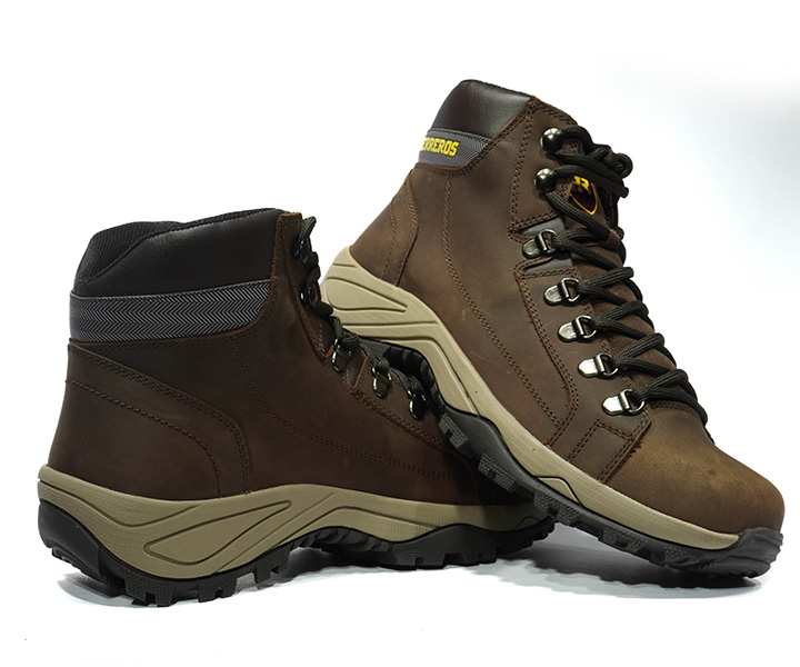 Bota Outdoor Scorpion color cafe para hombre - 2713