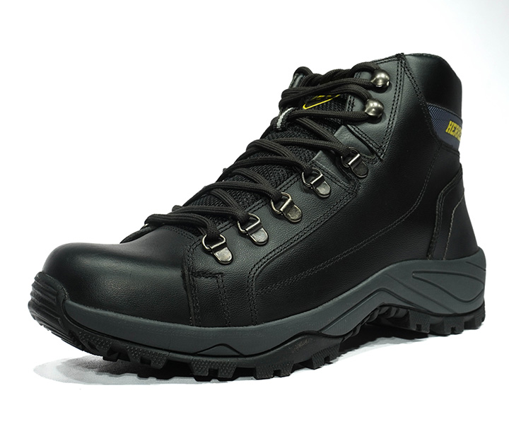 Bota Outdoor Scorpion color negro para hombre - 2726