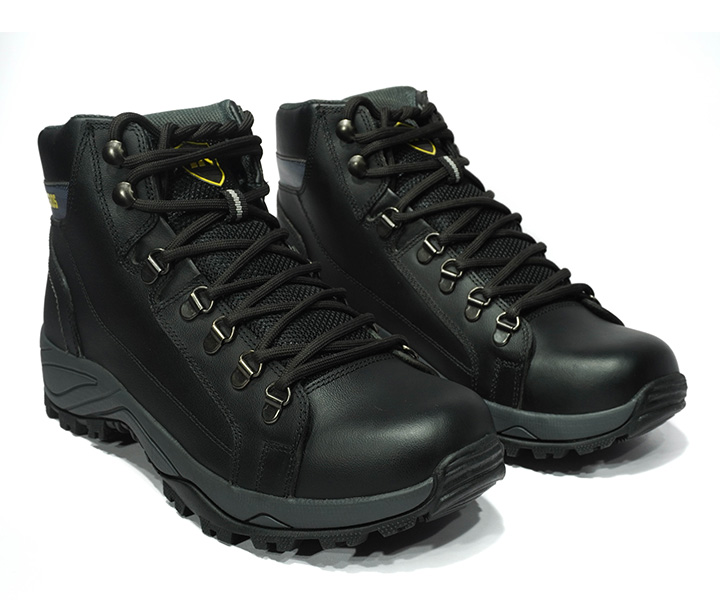 Bota Outdoor Scorpion color negro para hombre - 2728