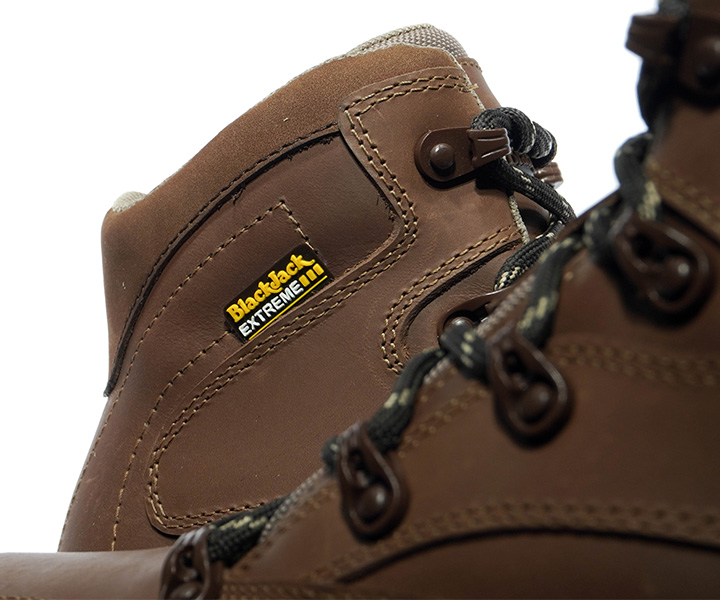 Bota Outdoor Brooklin color pardo para hombre - 1757