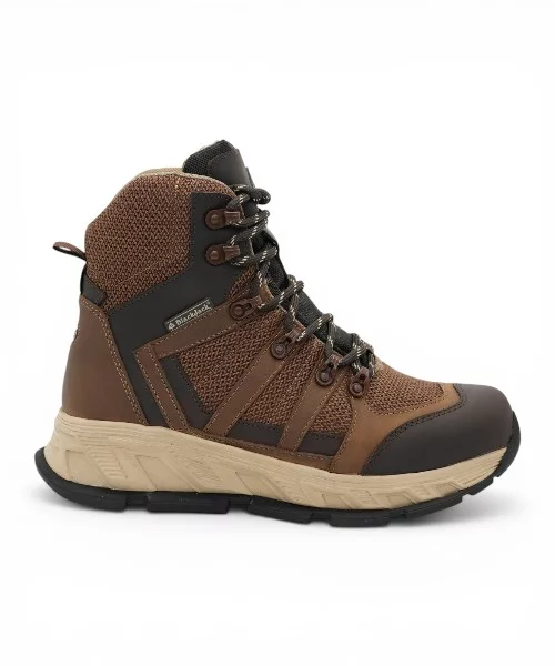 Bota outdoor Manchester color maní para hombre