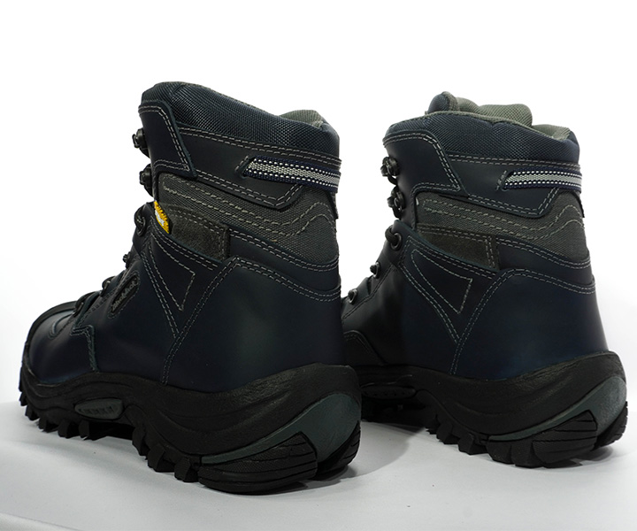 Bota Outdoor Mountain color Azul para hombre - 286