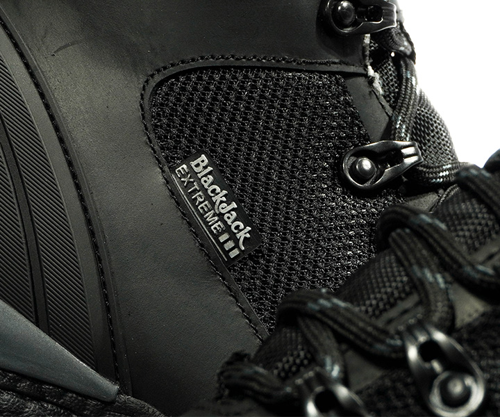 Bota outdoor Munich color negro para hombre - 2382