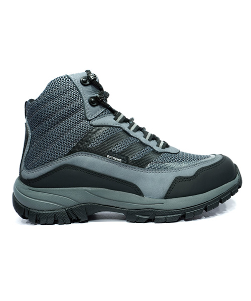 Bota outdoor River color gris para hombre